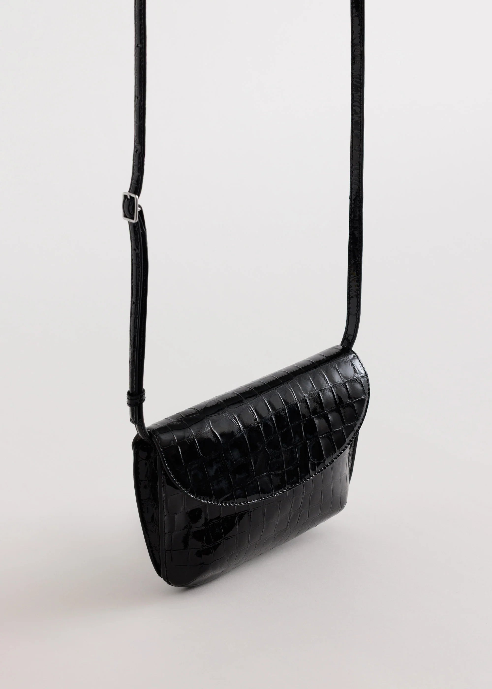 Yu Mei - Keriana Clutch - Black Croc