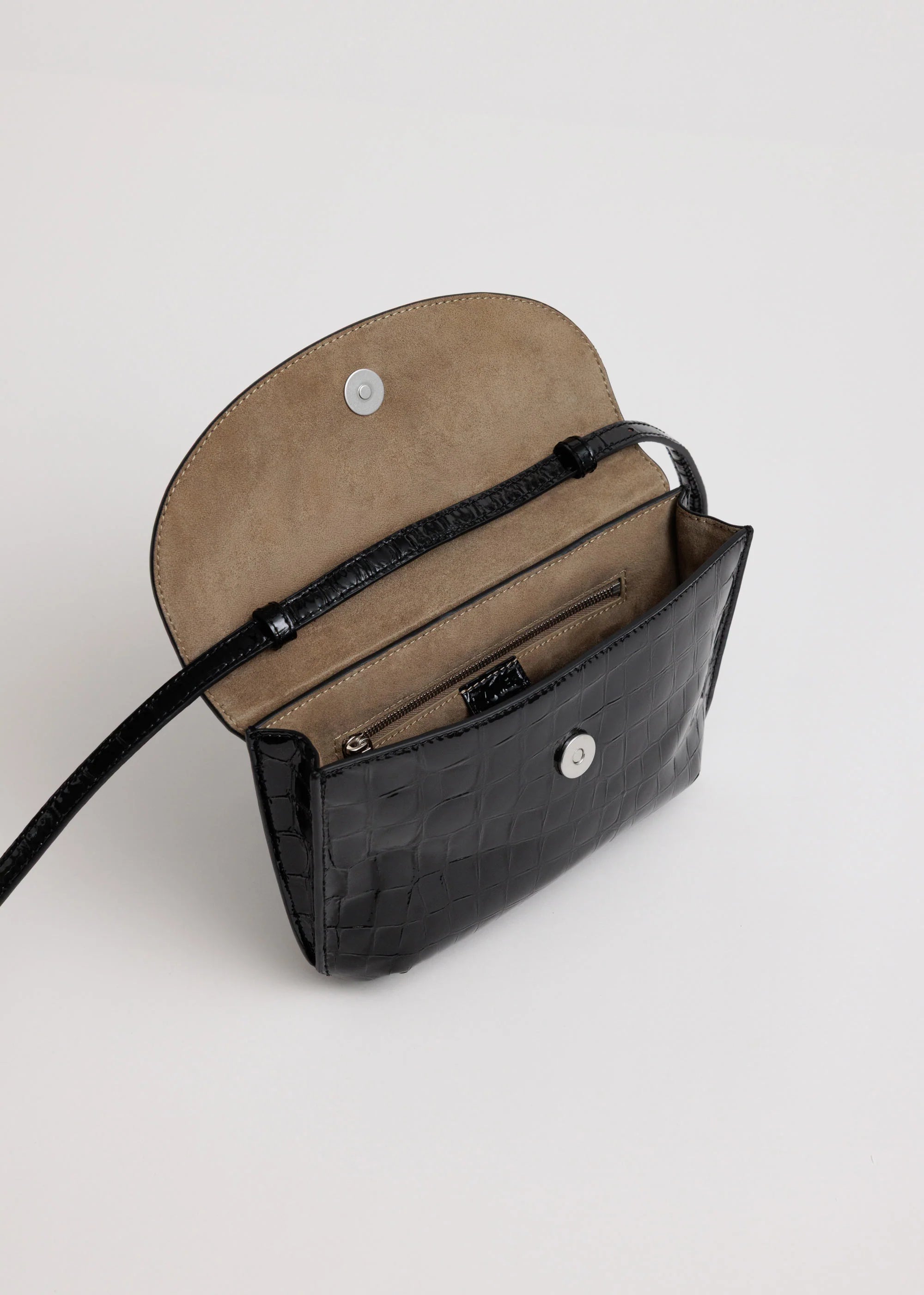 Yu Mei - Keriana Clutch - Black Croc