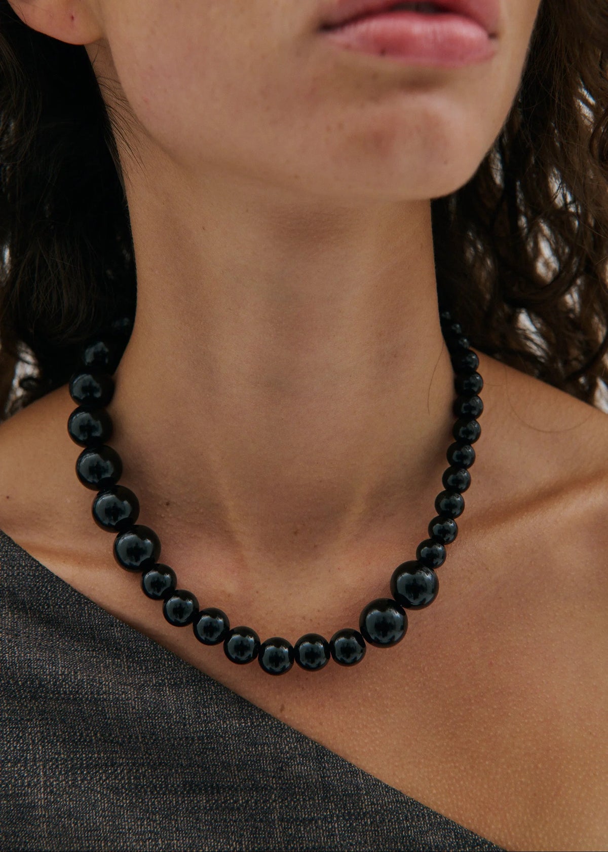 ANNA ROSSI - ONYX SHORT BEADED - BLACK
