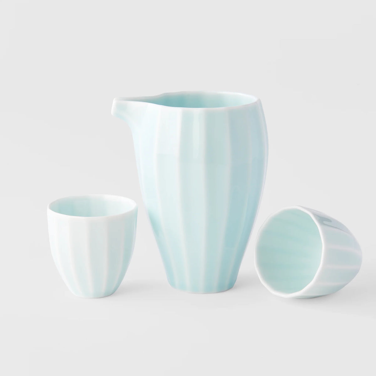NAIBU - RIDGED ICE BLUE SAKE SET