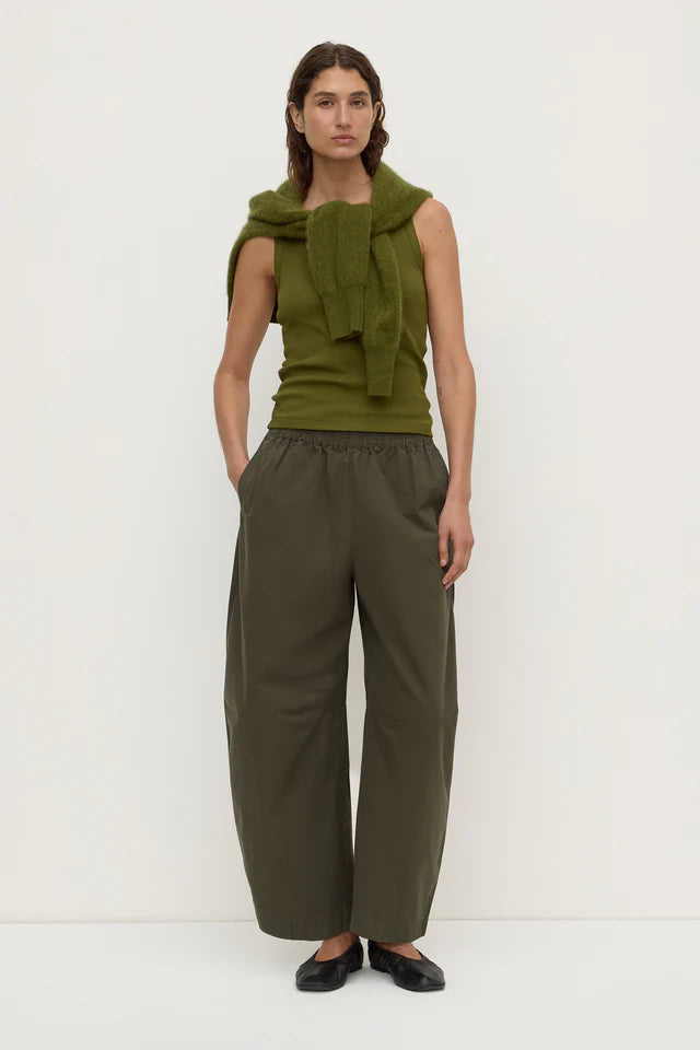 Assembly Barrel Pant - Dark Military