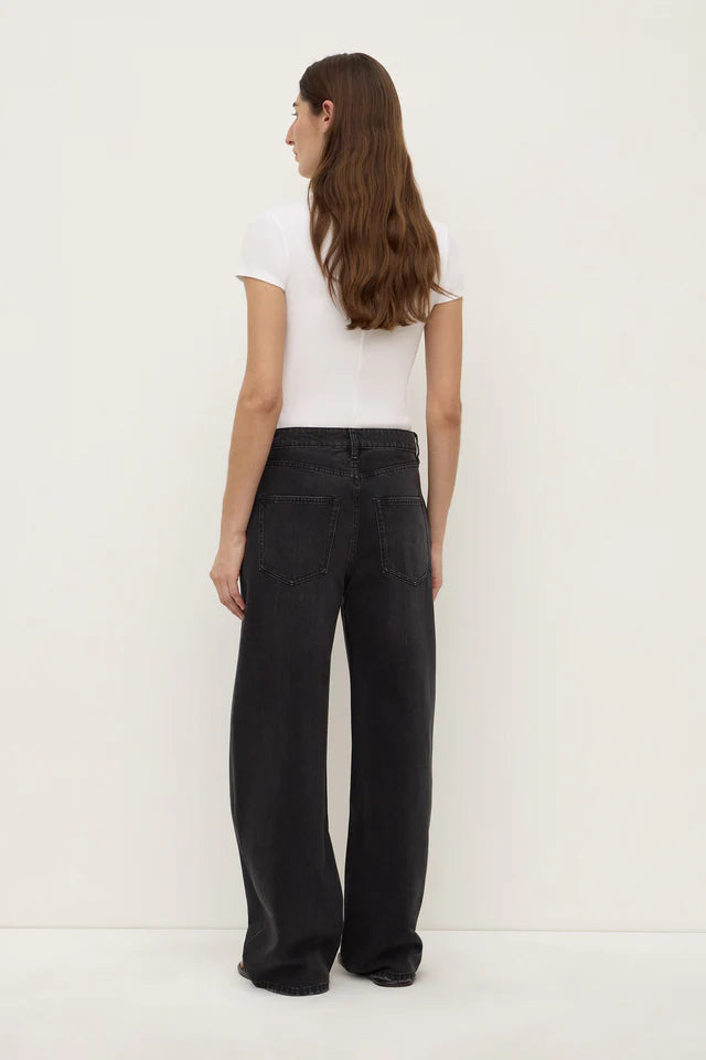 Assembly Label - Low Curve Mid Rise Jean - Faded Black