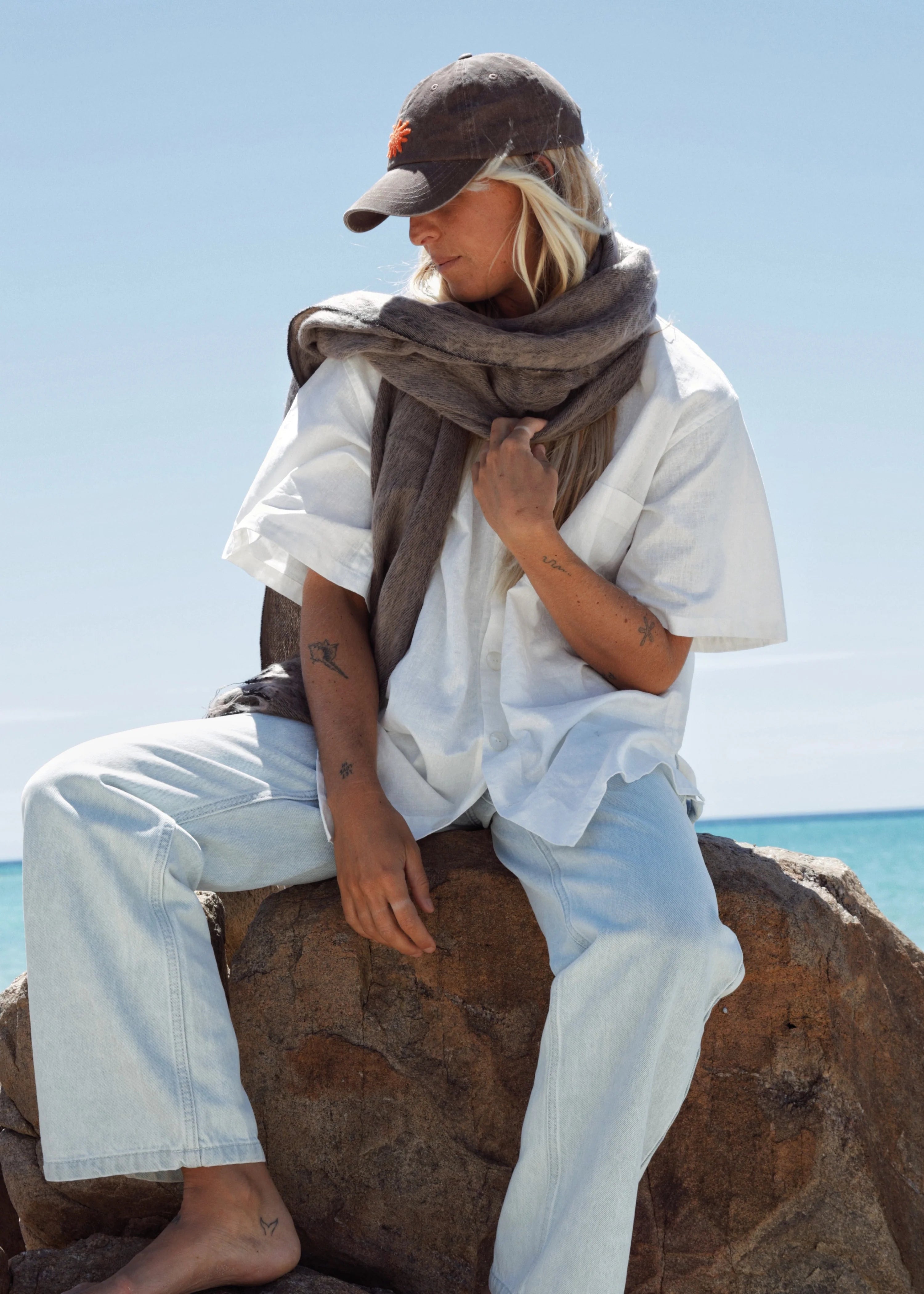 Hobo & Hatch - Shawl/Wrap/Scarf