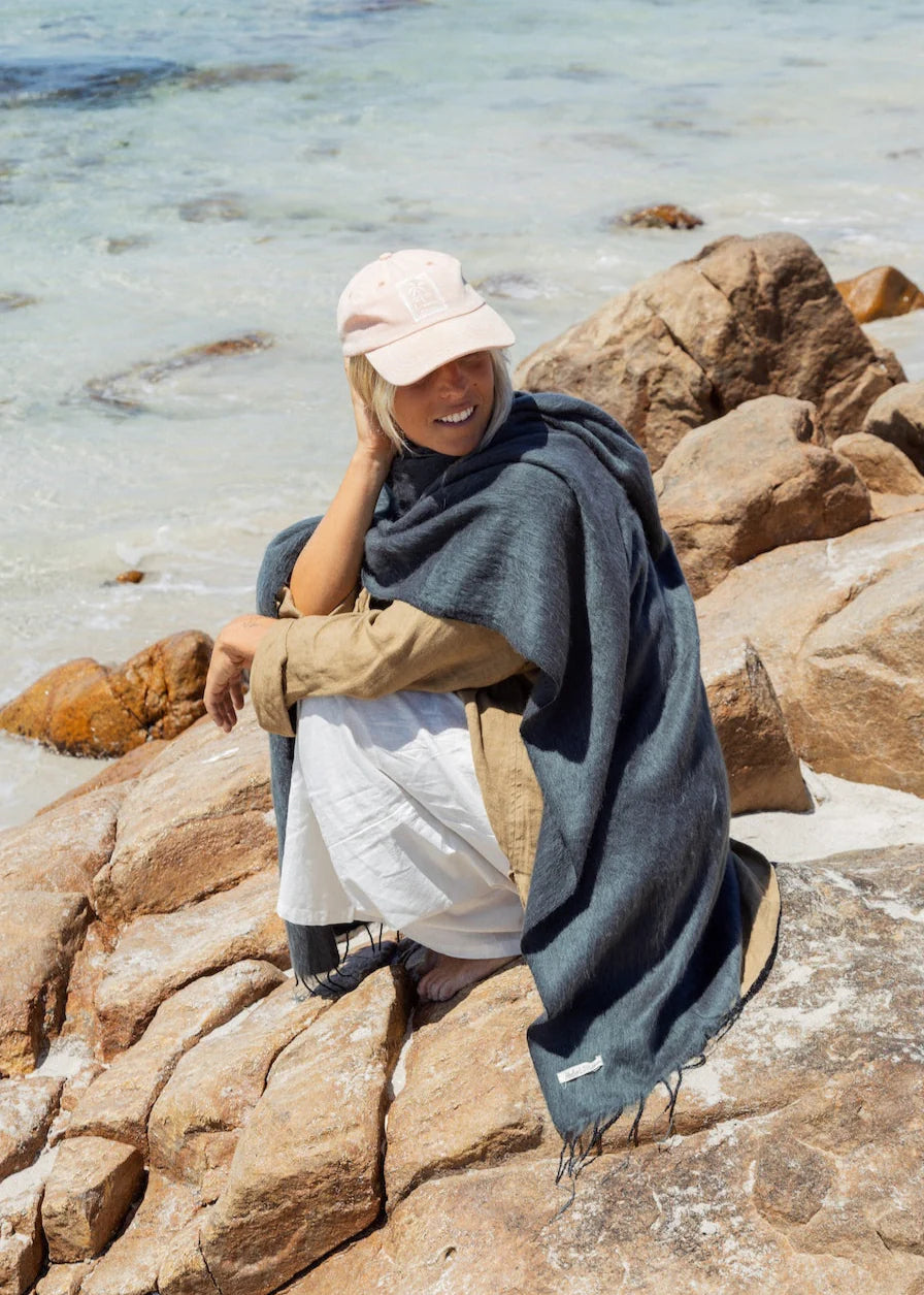 Hobo & Hatch - Shawl/Wrap/Scarf