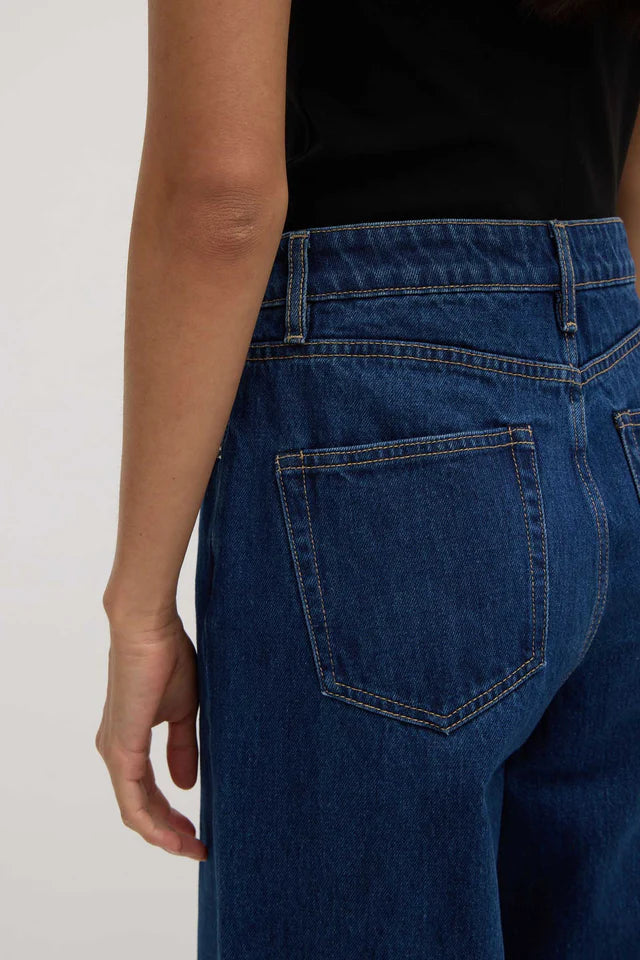 Assembly Label - Wide Leg Jean - Heritage Blue