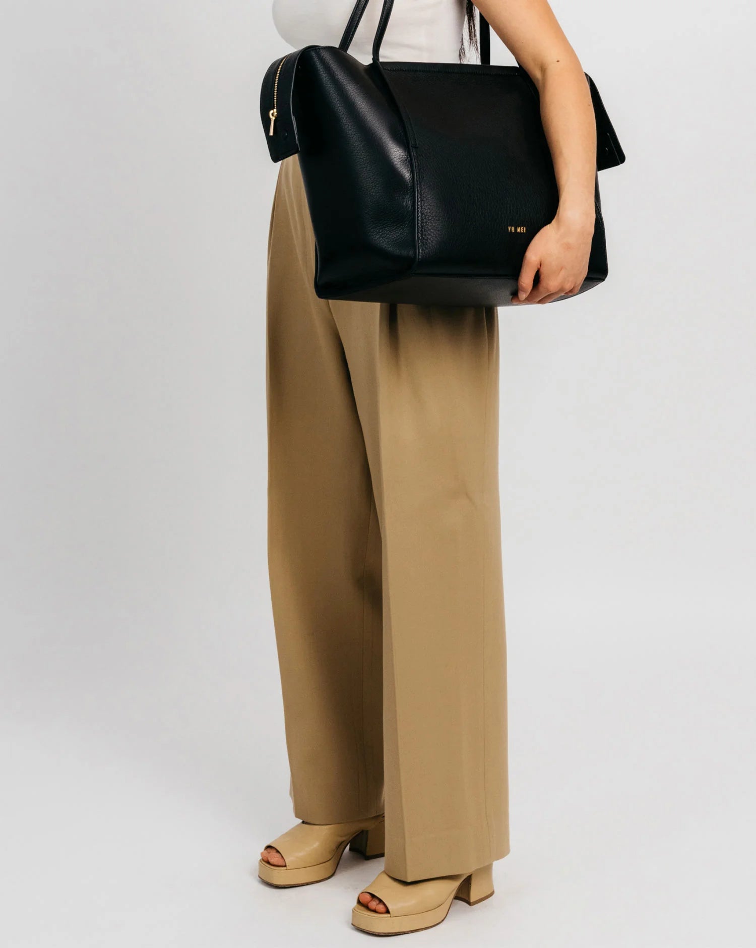 Yu Mei - Claudia Tote