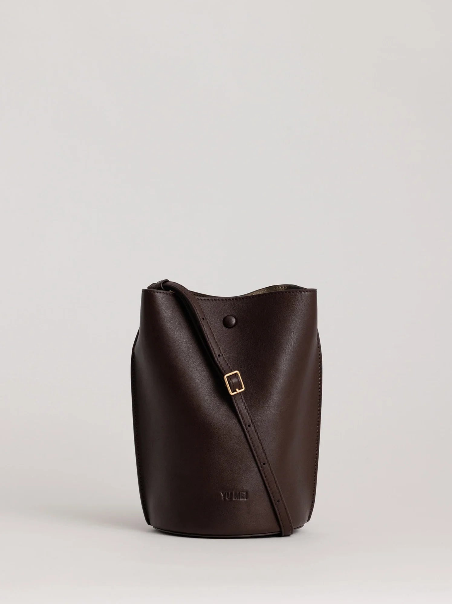 Yu Mei - Phoebe Bucket - Molasses Lambskin