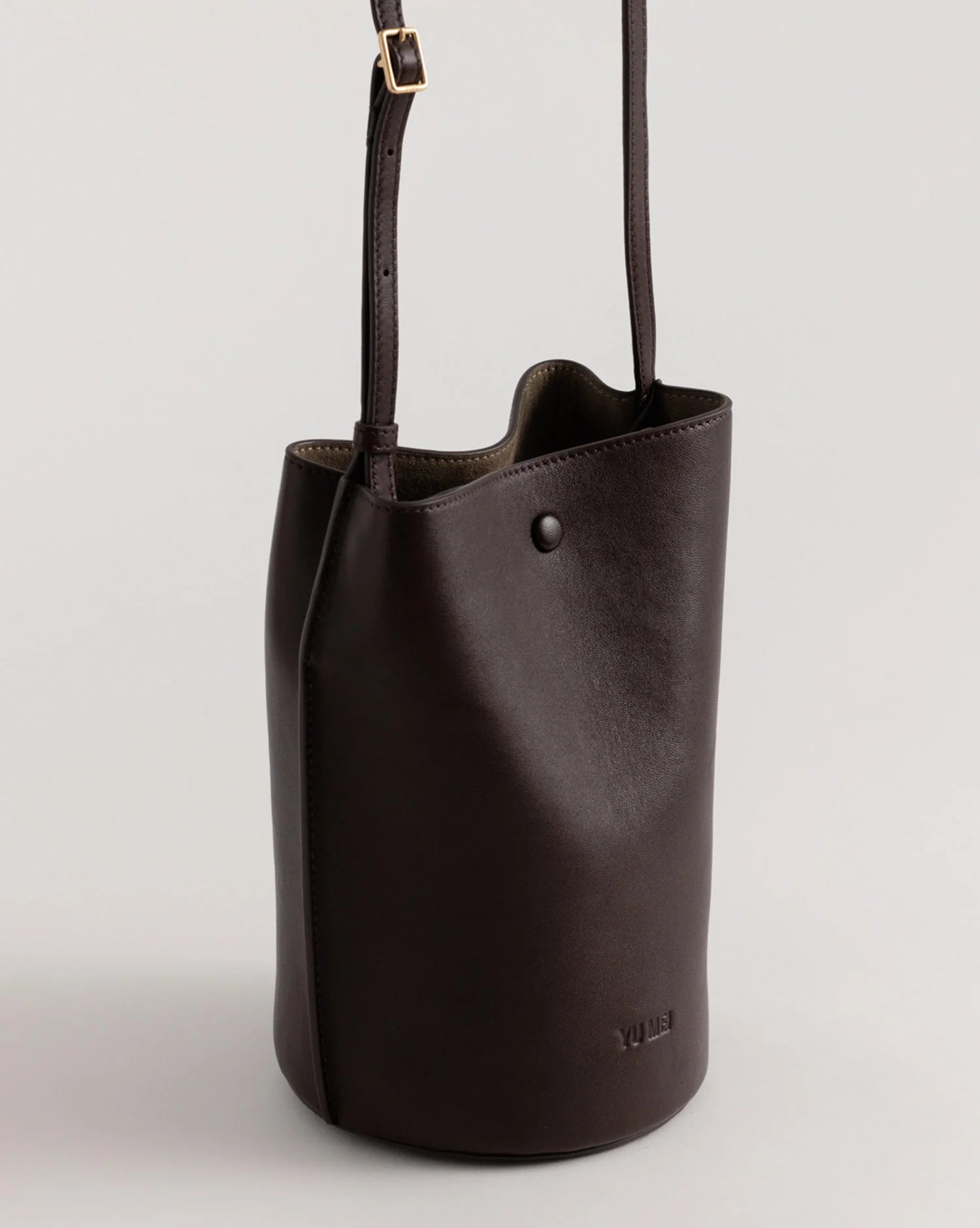 Yu Mei - Phoebe Bucket - Molasses Lambskin