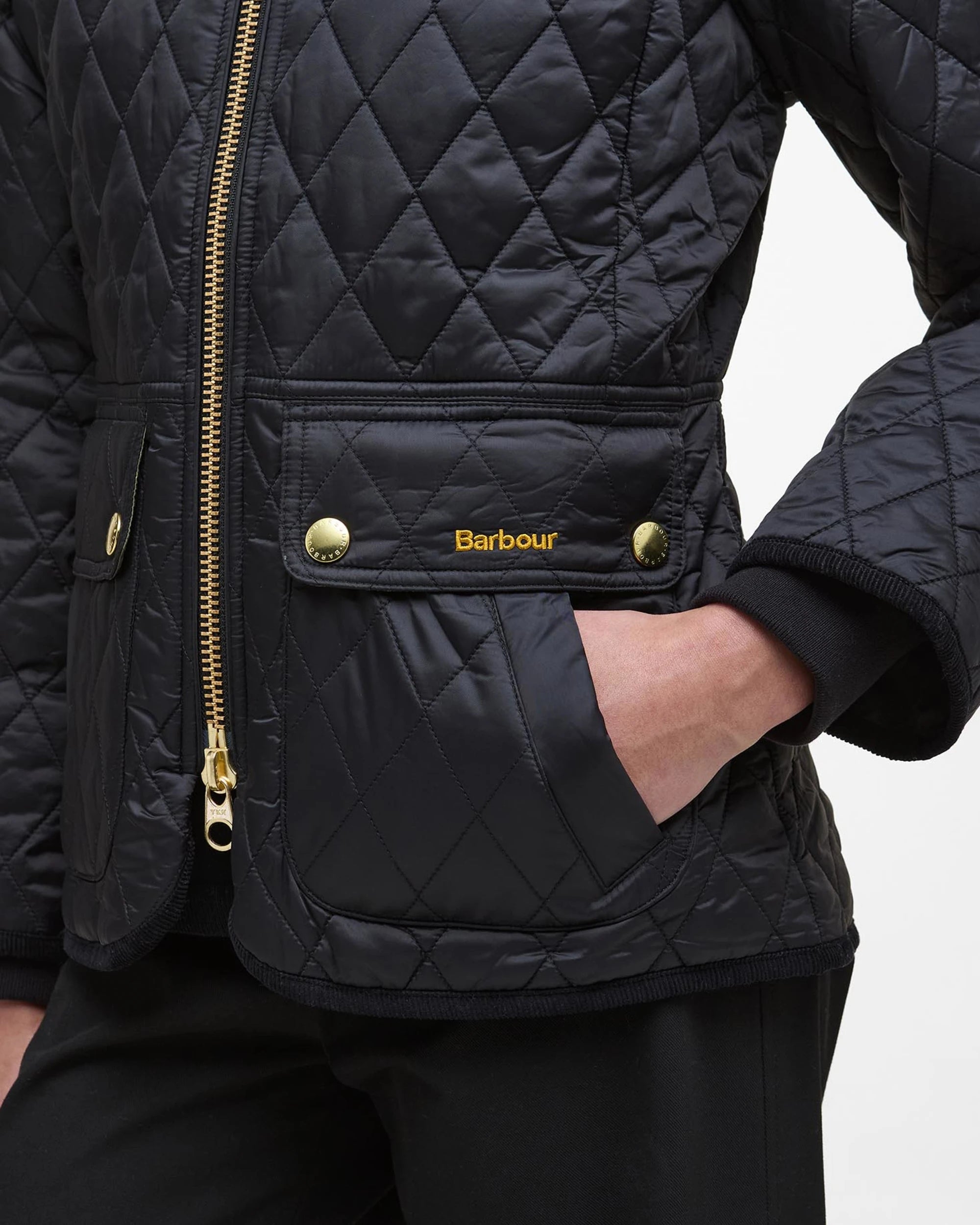 Barbour - Fitted Beadnell Quilted Jacket - Black/Classic