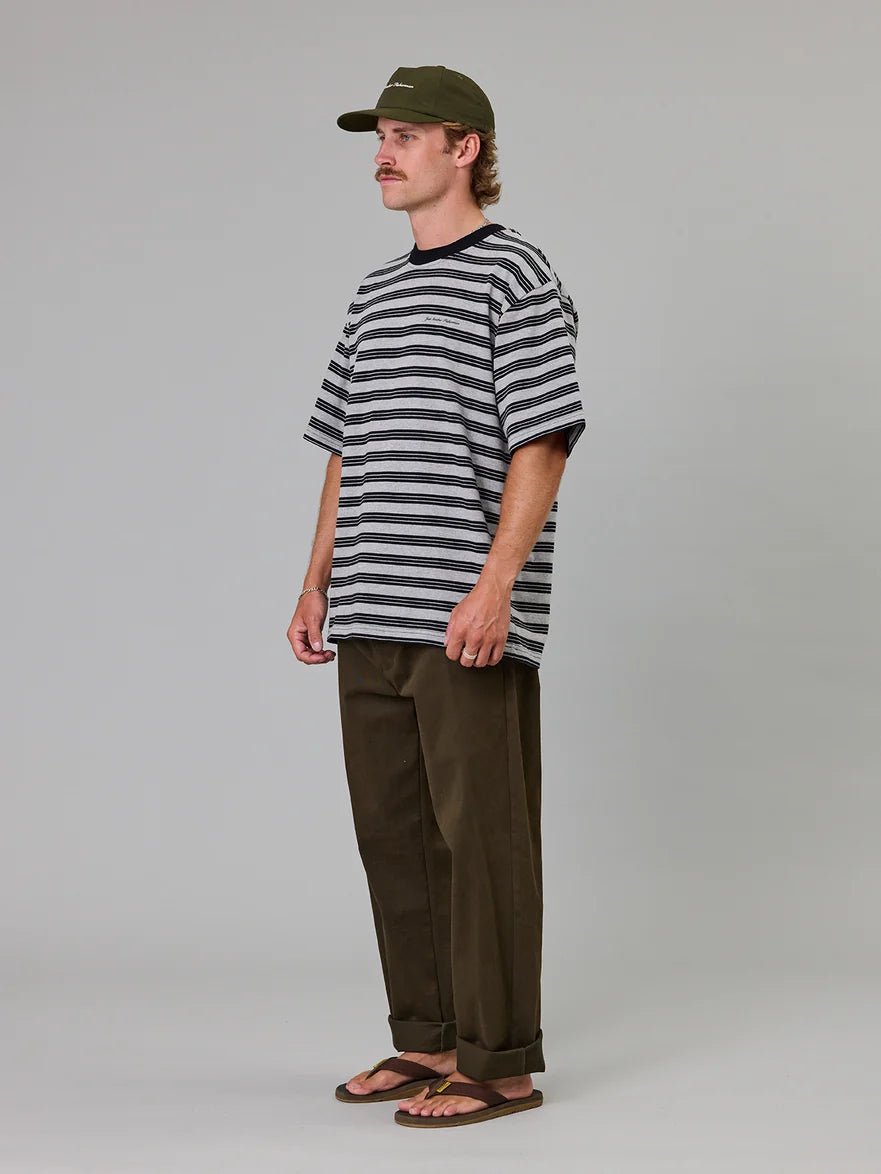 JUST ANOTHER FISHERMAN - SCRIPT HEAVY SHORE TEE - GREY MARLE STRIPE