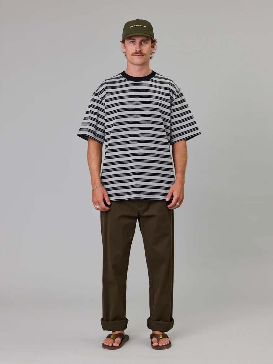 JUST ANOTHER FISHERMAN - SCRIPT HEAVY SHORE TEE - GREY MARLE STRIPE