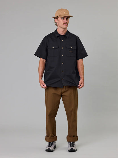 JUST ANOTHER FISHERMAN - LOYALTY SHORT SLEEVE SHIRT - BLACK