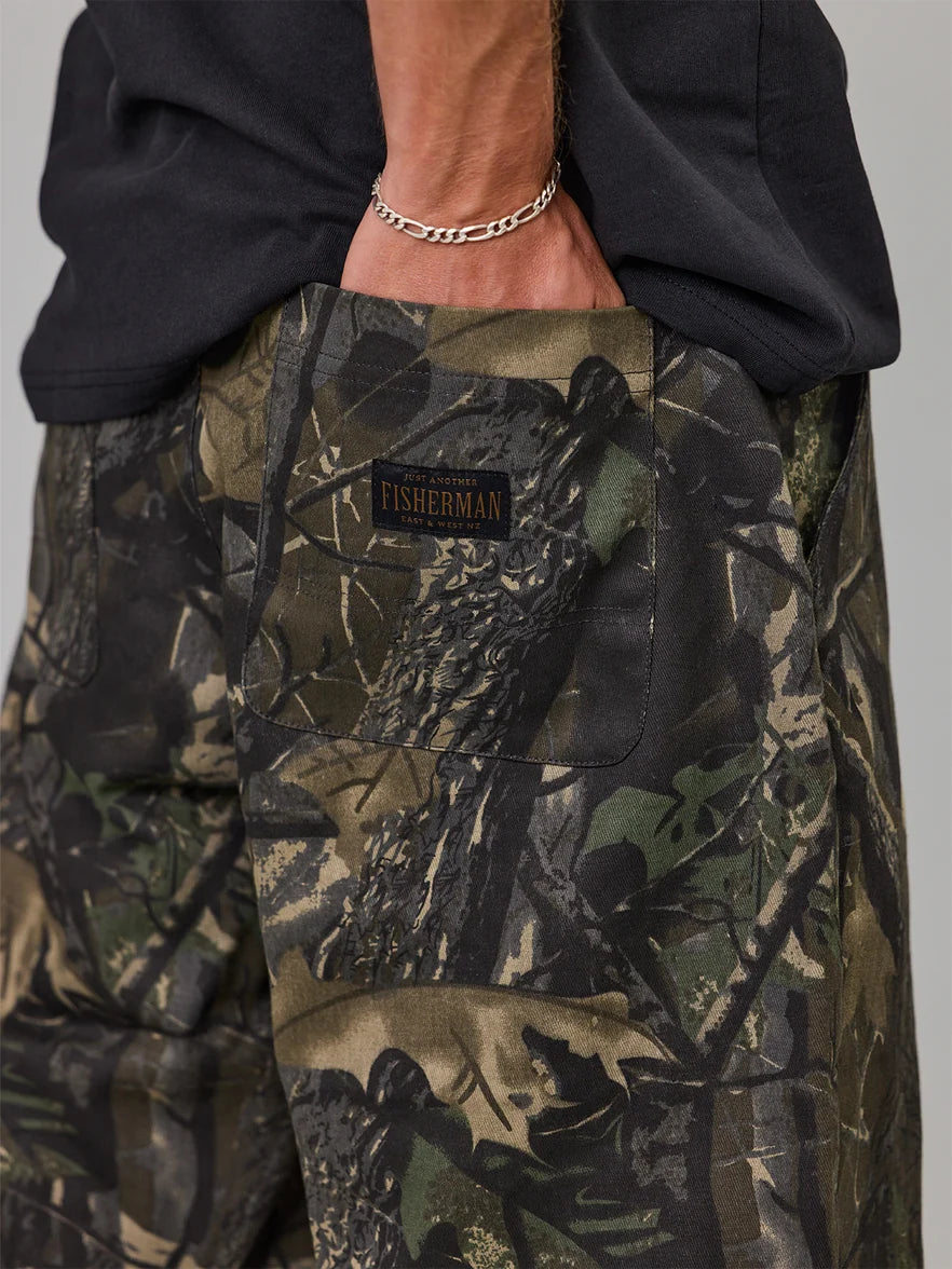 JUST ANOTHER FISHERMAN - SHIPYARD SHORTS - OAK CAMO