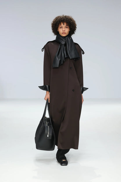 Yu Mei - Claudia Tote - Black Deer Nappa