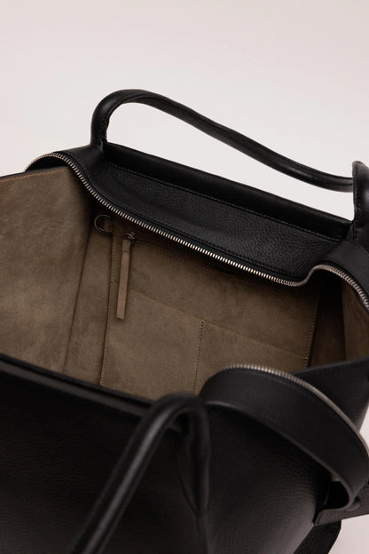 Yu Mei - Claudia Tote - Black Deer Nappa