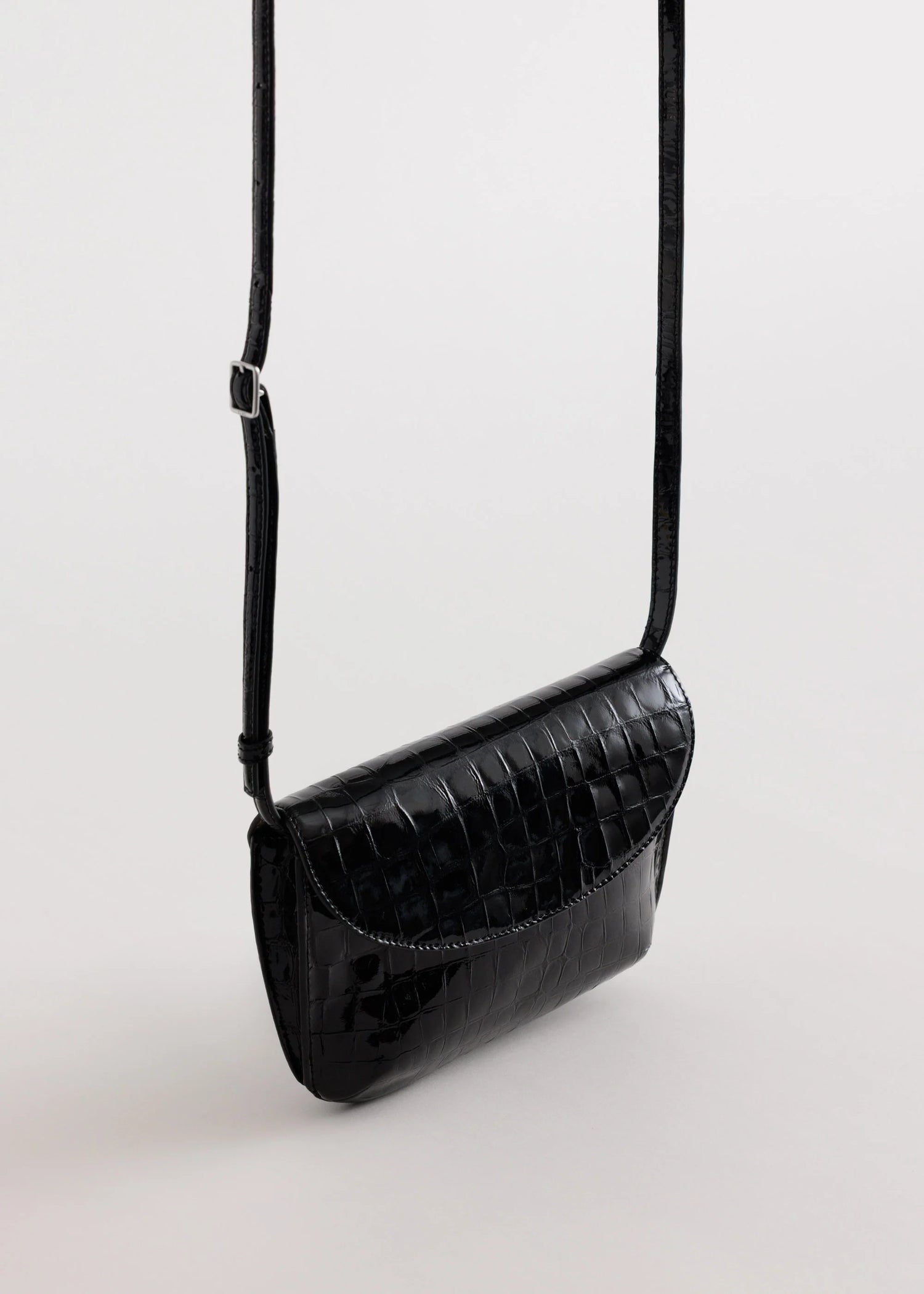 Yu Mei - Keriana Clutch - Black Croc