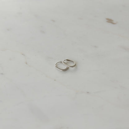 Sophie - So Sleek Rock Huggies - SILVER