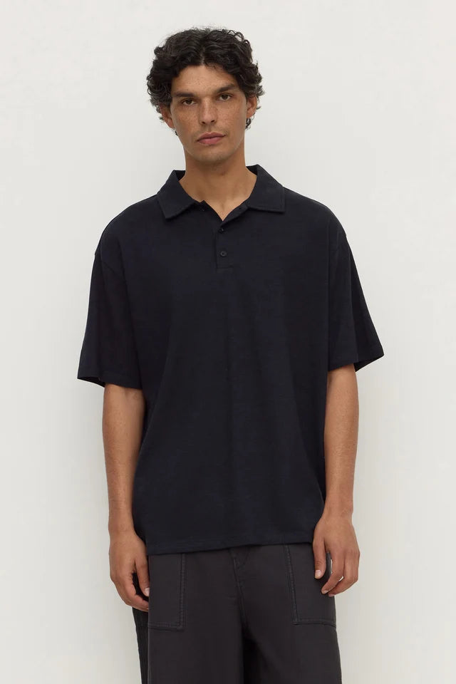 ASSEMBLY LABEL - ALONZO KNIT POLO - TRUE NAVY