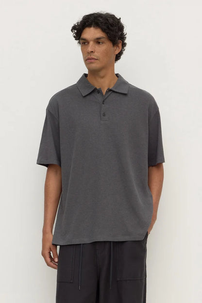 ASSEMBLY LABEL - ALONZO KNIT POLO - WASHED CHARCOAL