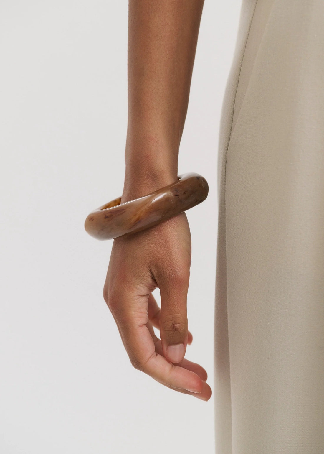 ANNA ROSSI - NEED IT NOW BANGLE - MOCHA