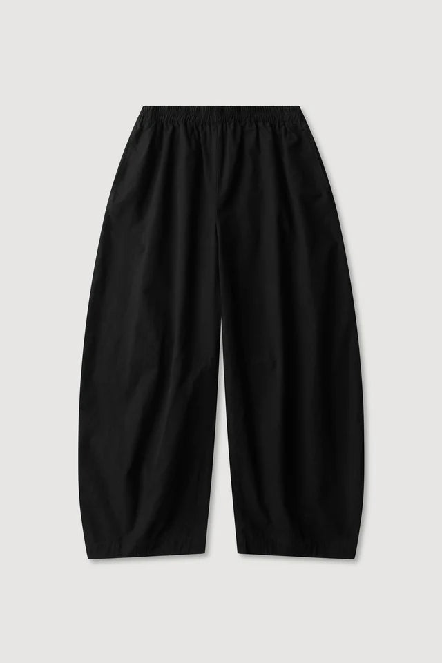 Assembly Label - Lola Barrel Pant - Black