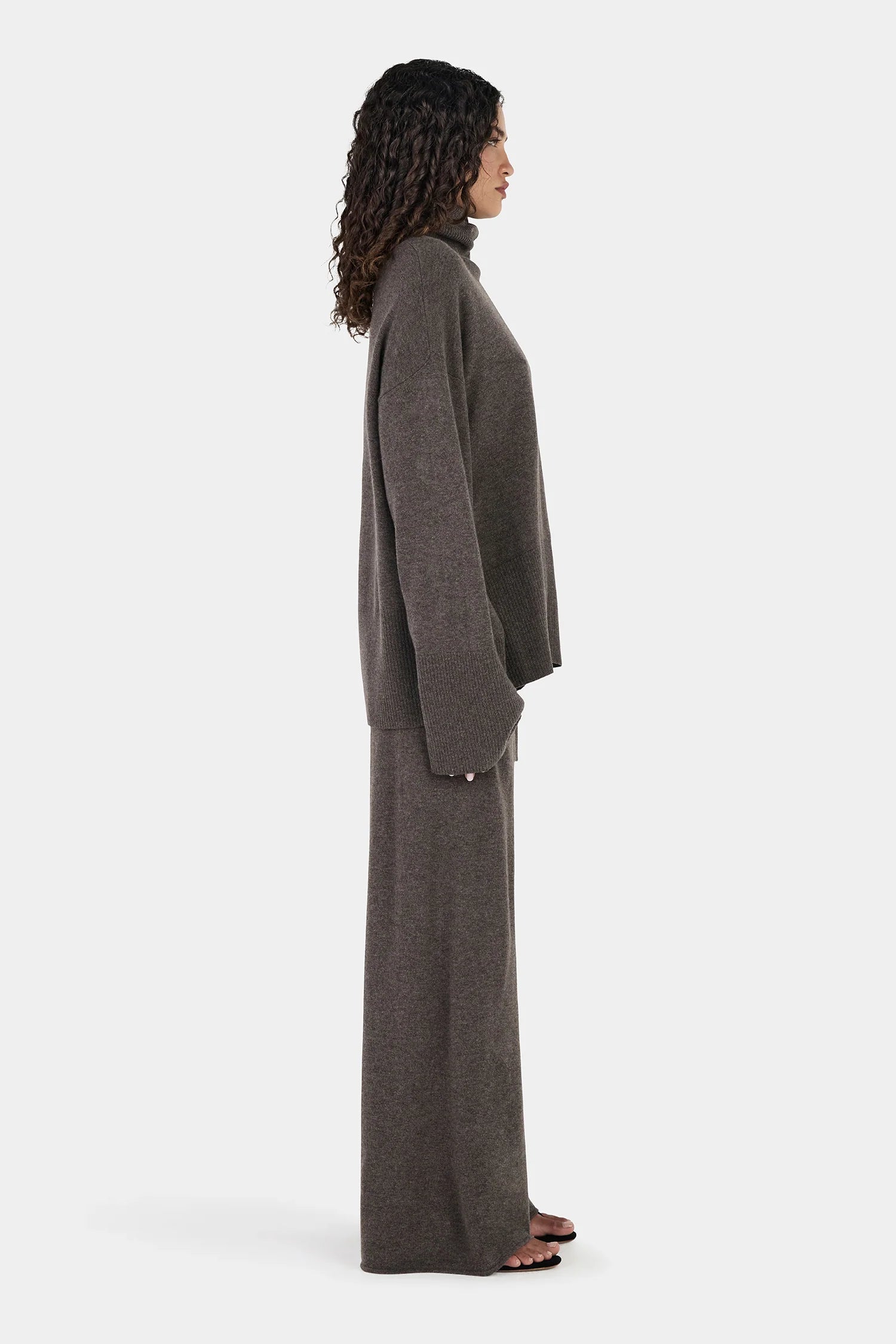 Hansen &amp; Gretel - Bay Cashmere Jumper - Charcoal
