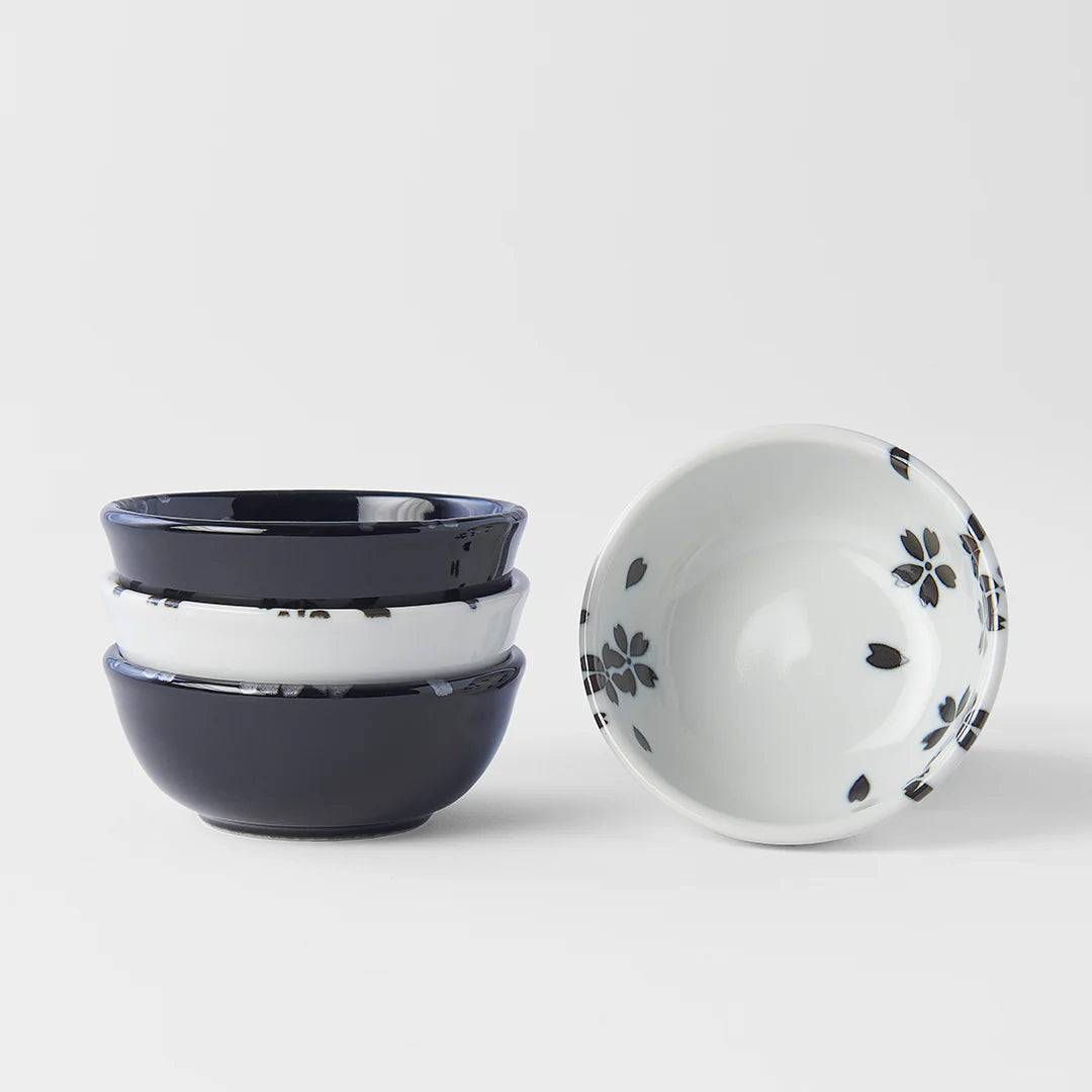 Naibu - Black &amp; White Sakura Sauce Dish Set