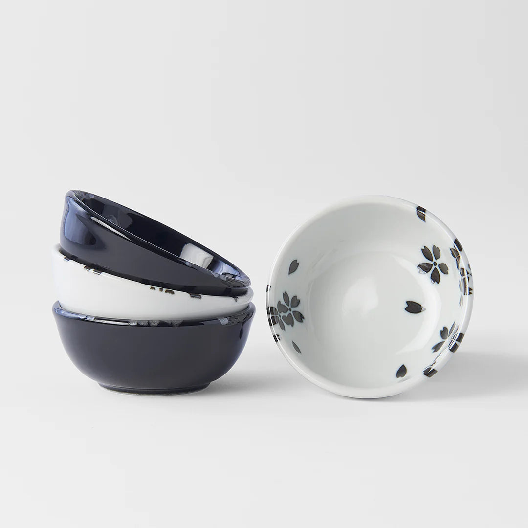 Naibu - Black &amp; White Sakura Sauce Dish Set