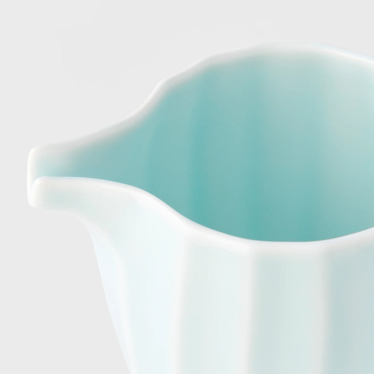 NAIBU - RIDGED ICE BLUE SAKE SET