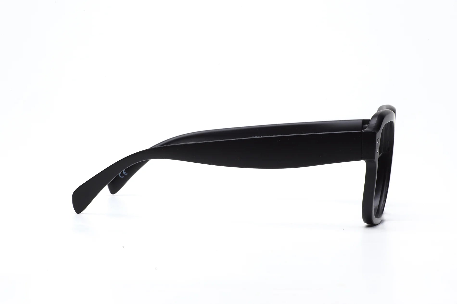 Daily Eyewear - 3pm