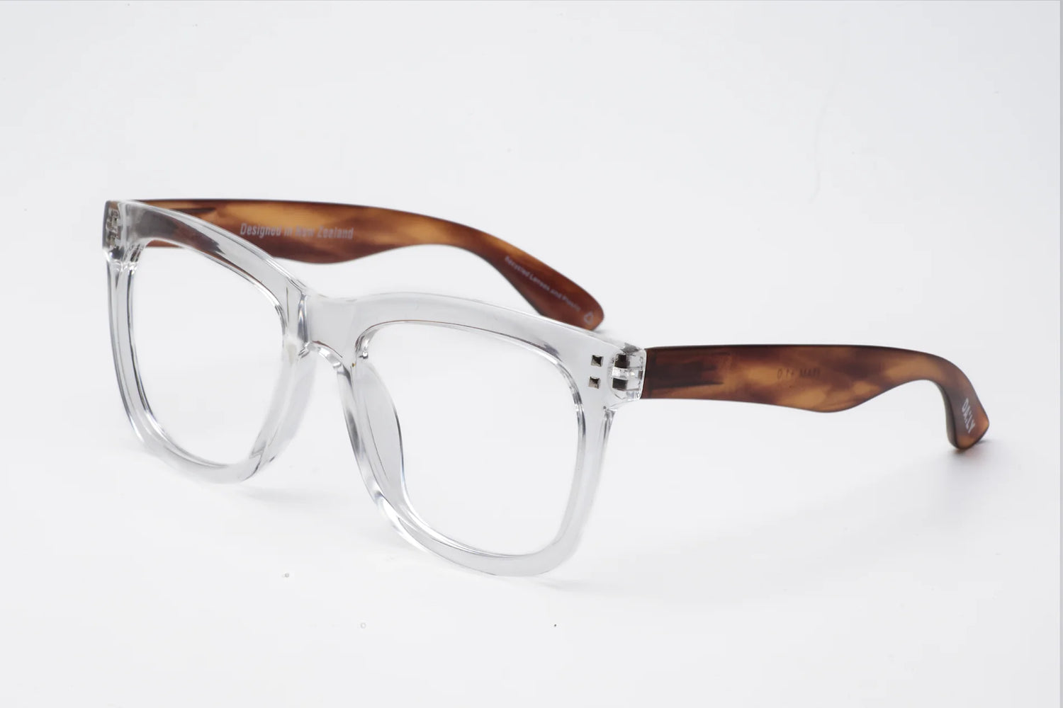 Daily Eyewear - 11am