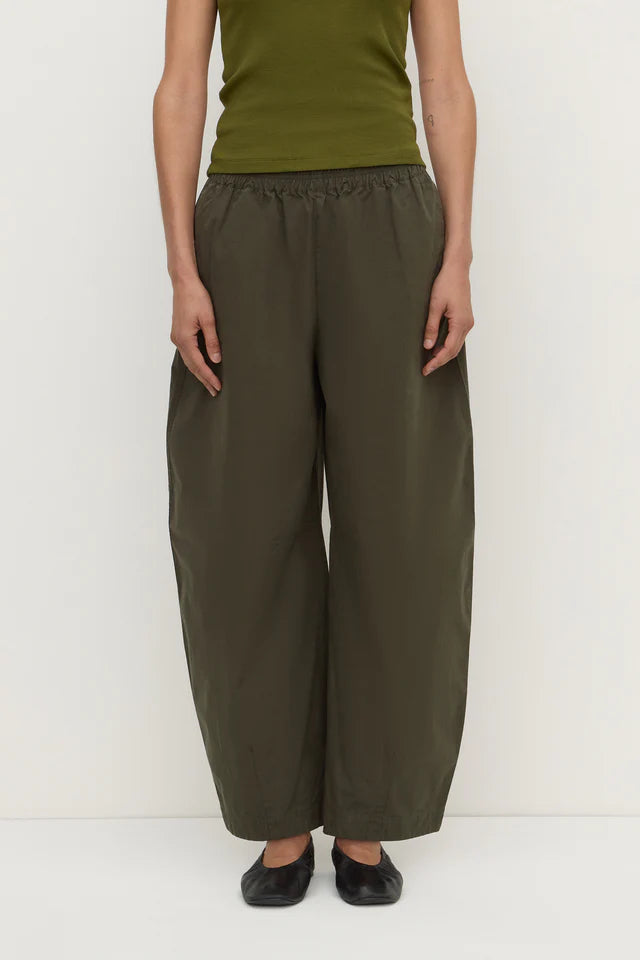 Assembly Barrel Pant - Dark Military
