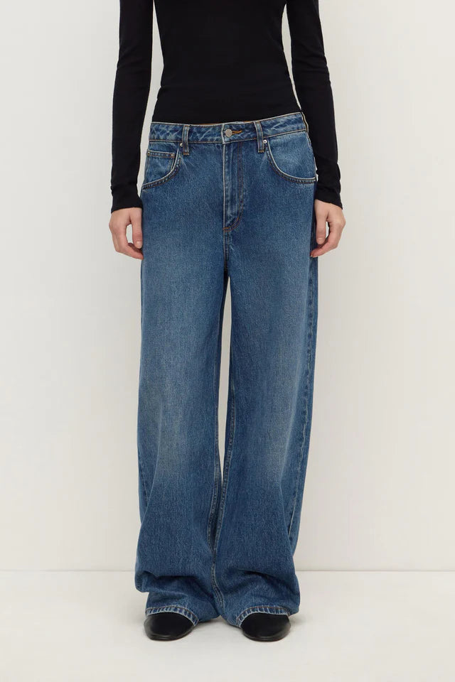 Assembly Label - Low Curve Mid Rise Jean