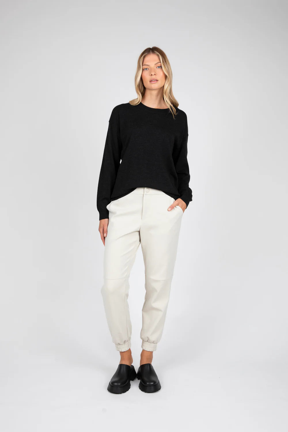 Marlow - Merino Crew Neck Knit Long Sleeve