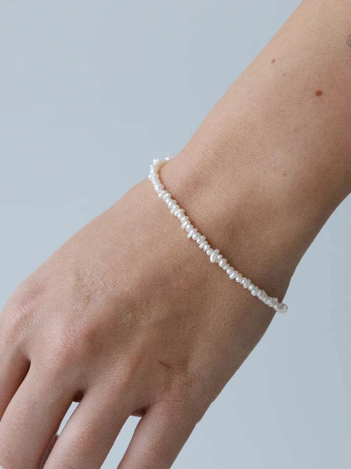 Sophie - Micro Pearl Bracelet