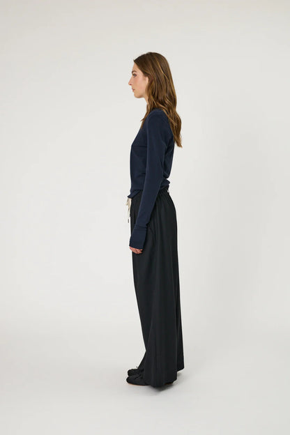 Remain - Denver Long Sleeve - Indigo