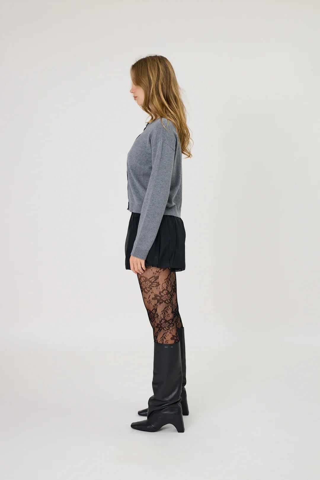 Remain - Kaya Cardi - Smoke