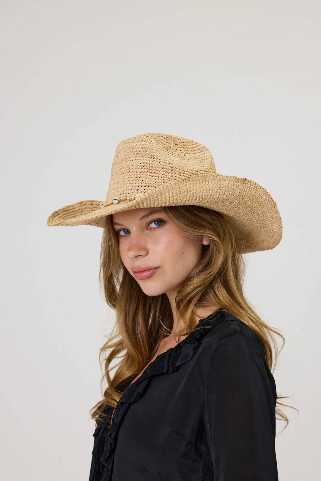 Remain - Sara Hat - Natural With Shell