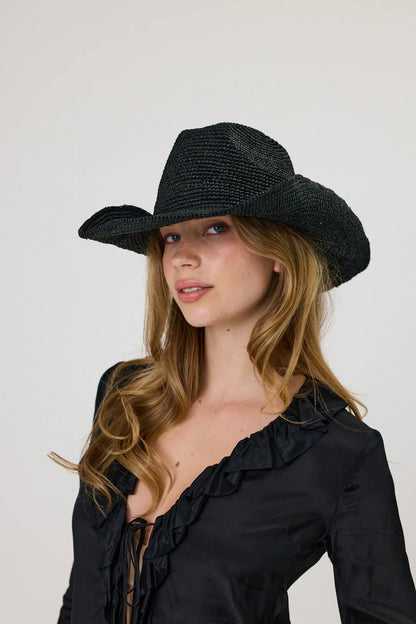 Remain - Sara Hat - Black