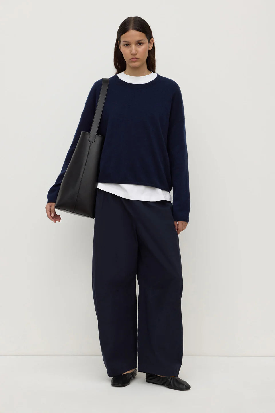 Assembly Label - Lola Barrel Pant - Navy