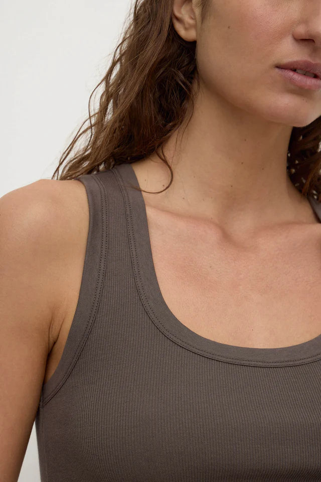 Assembly Label - Robyn Scoop Neck Rib Tank - Bark