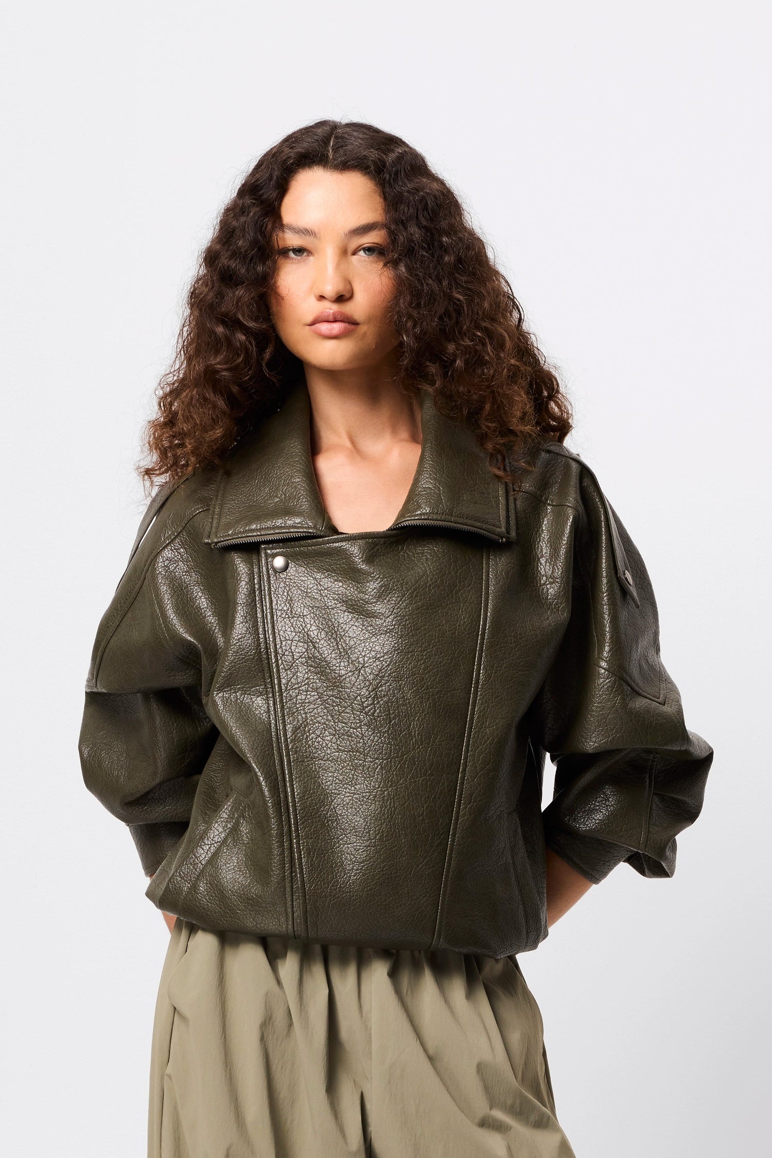 Mossman - Saxon Oversize Bomber - olive