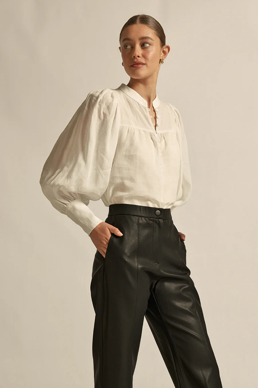 Zoe Kratzmann - Vista Top - Cream