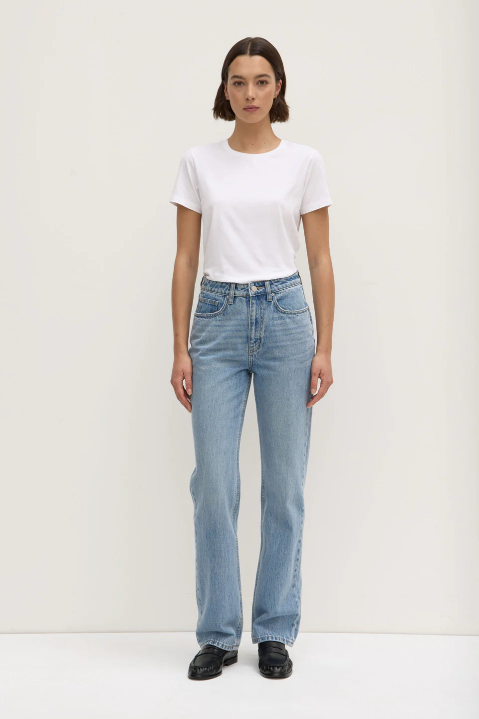 Assembly Label - Womens Stright Leg Jean - Indigo Fade