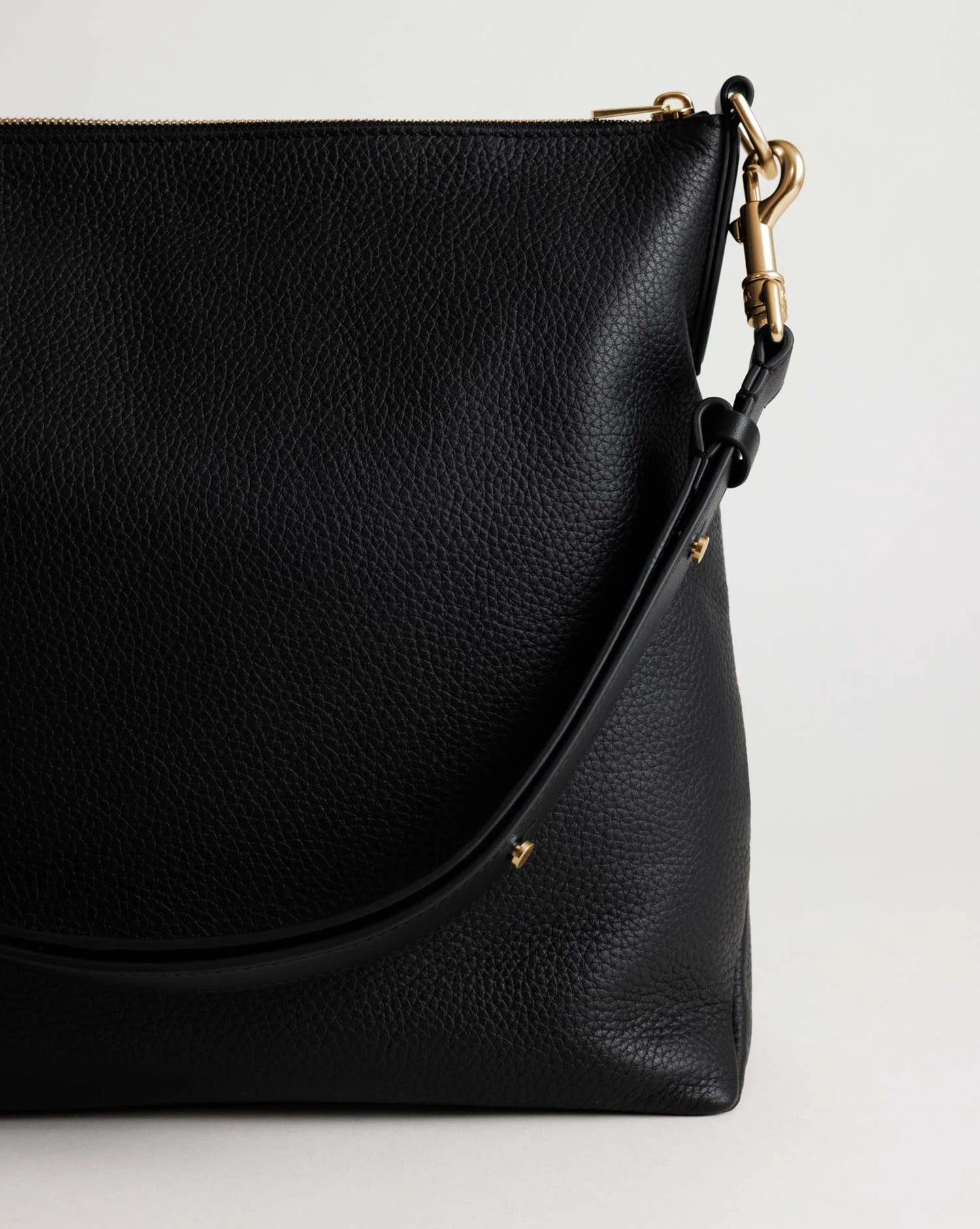 Yu Mei - Braidy Bag - Black Deer Nappa