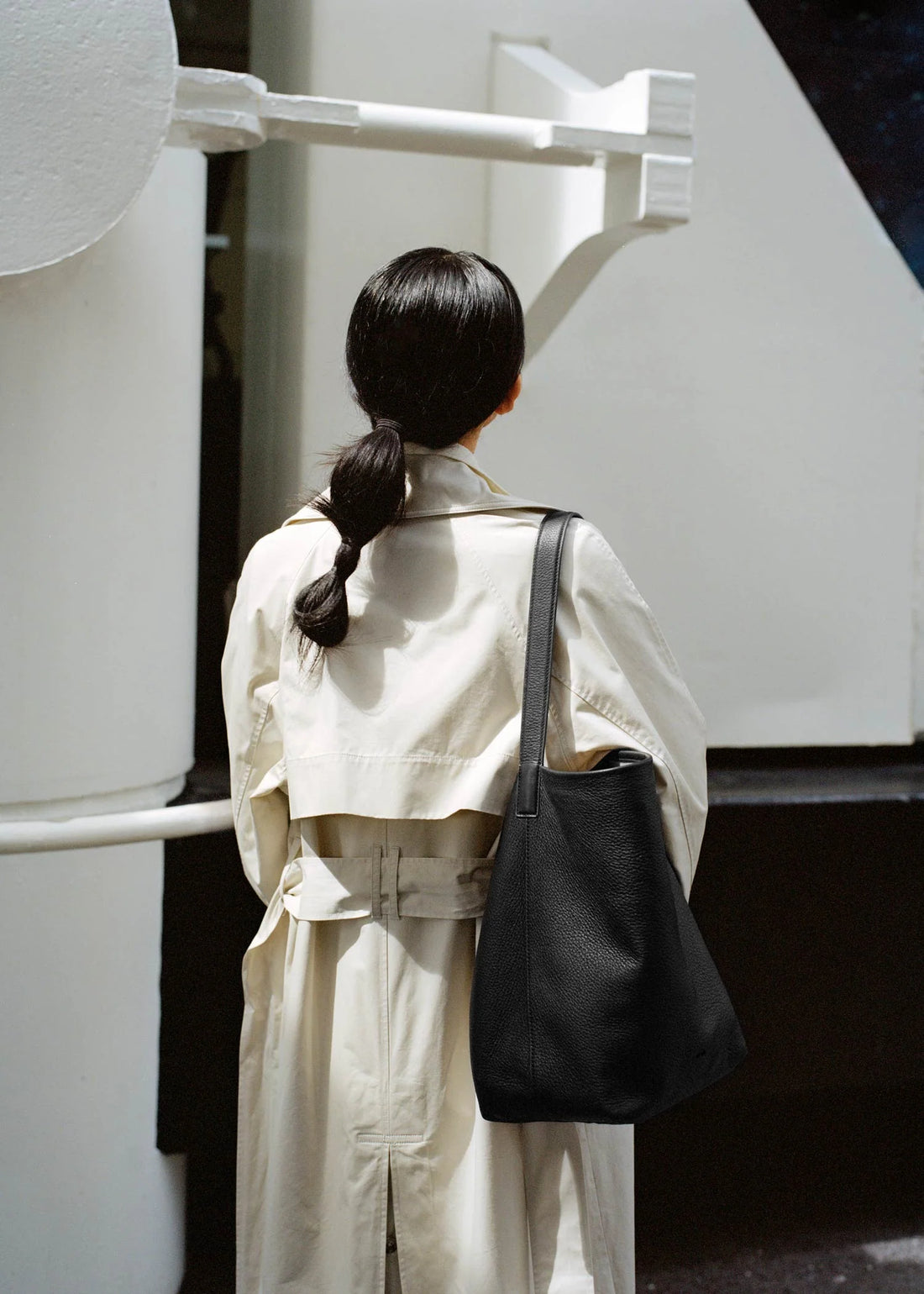 Yu Mei - Teresa Tote - Black Deer Nappa