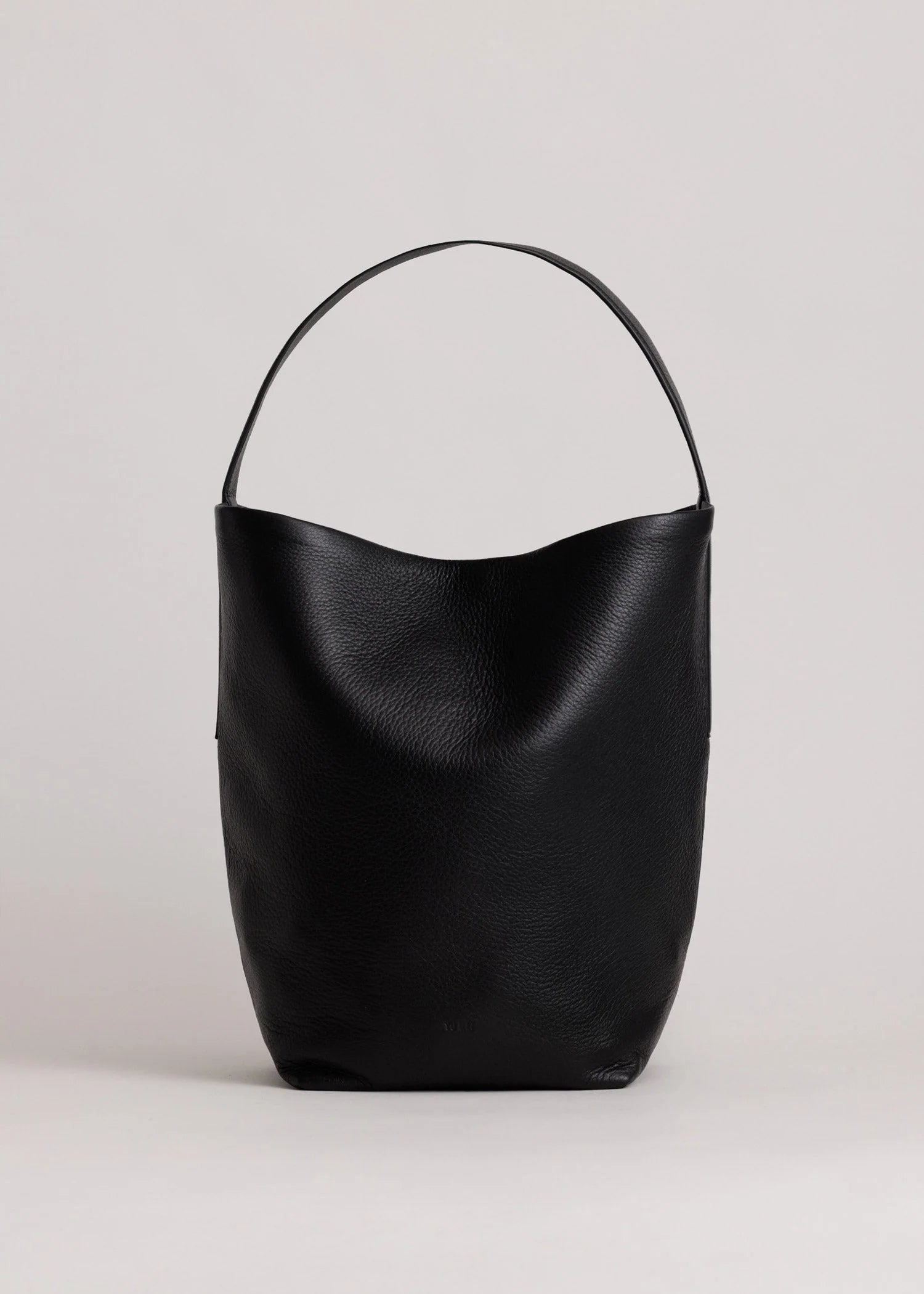 Yu Mei - Teresa Tote - Black Deer Nappa