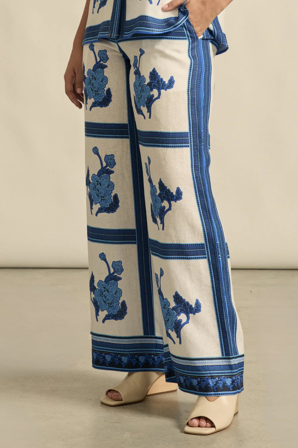 Zoe Kratzmann - Gesture Pant - Azure Collage