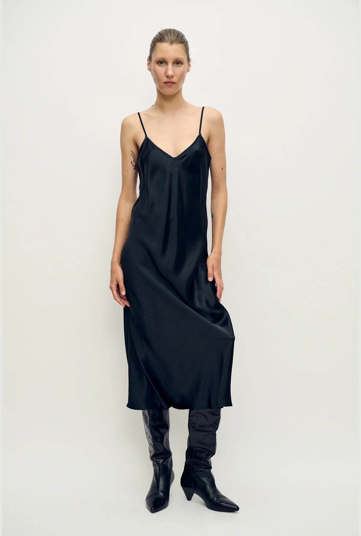 Silk Laundry - 90&