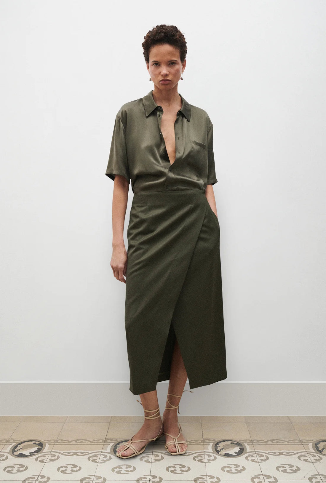 Silk Laundry - SHORT SLEEVE BOYFRIEND SHIRT 2.0 PINE